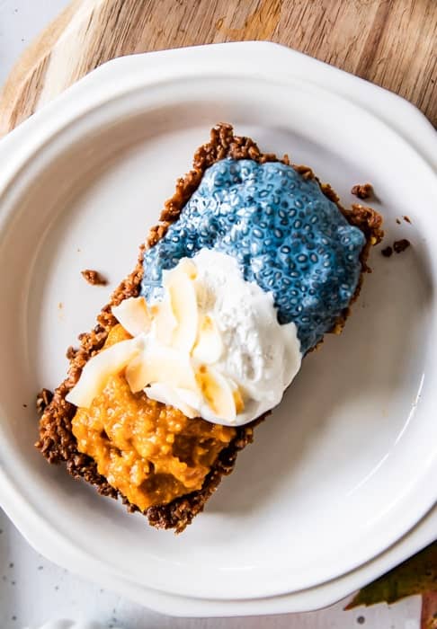 Pumpkin and Chia Pudding Granola Tarts