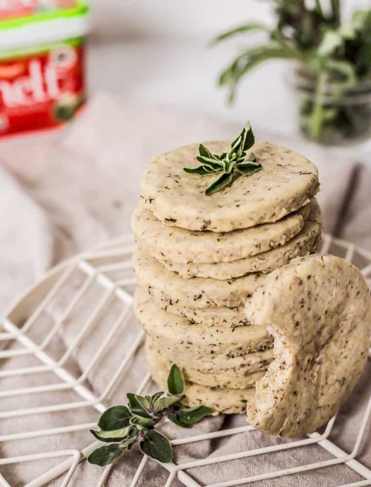 savory herb shortbread biscuits