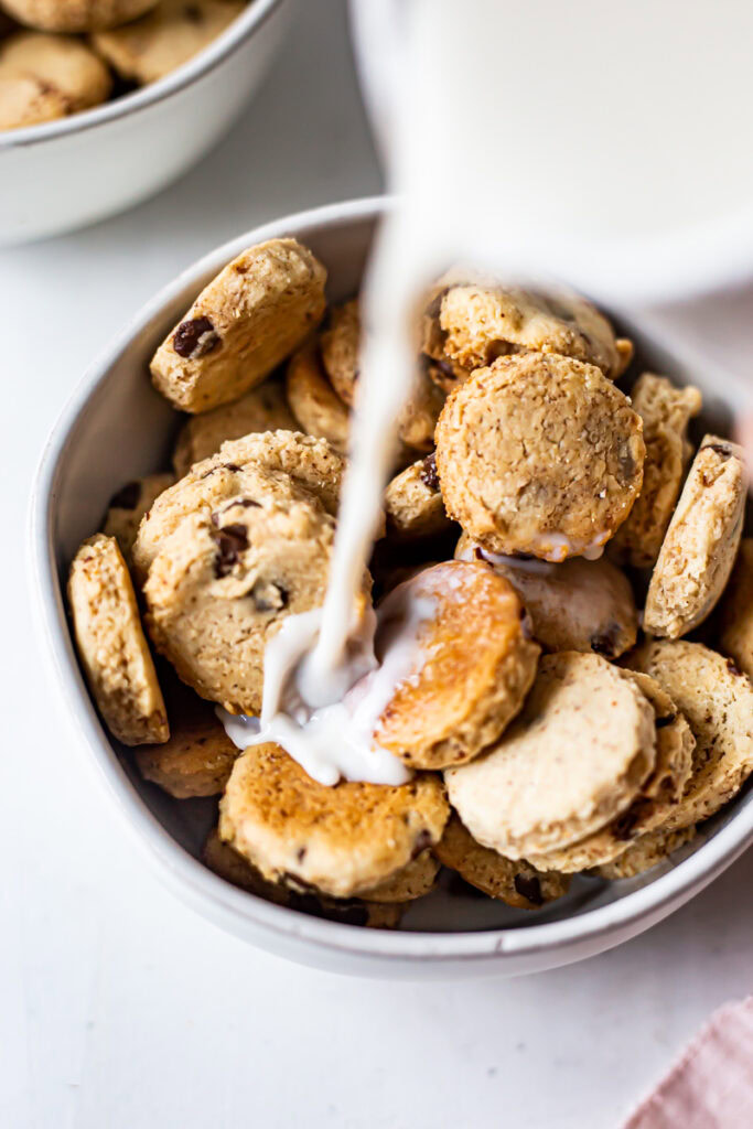 cookies and milk