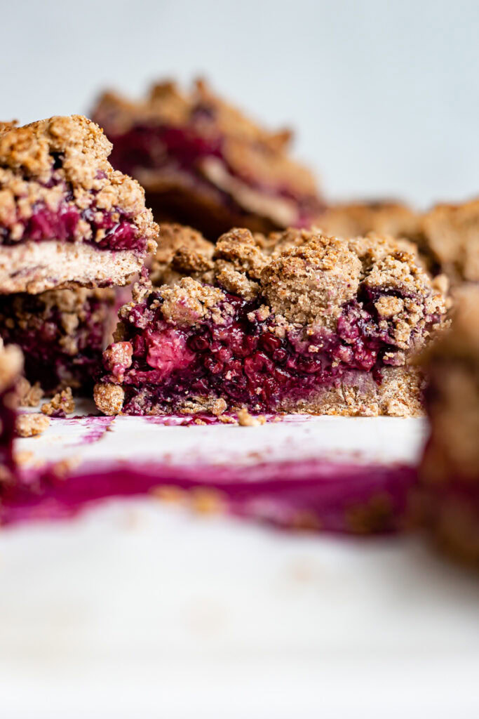 berry crumb bar recipes